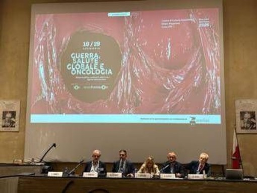 Oncologia e conflitti, l'allarme di Aiom: "A Gaza 15% detriti è contaminato da amianto" Oncologia e conflitti, l'allarme di Aiom: "A Gaza 15% detriti è contaminato da amianto"