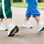 Camminare protegge il cuore e il cervello, non servono 10mila passi al giorno: lo studio Camminare protegge il cuore e il cervello, non servono 10mila passi al giorno: lo studio