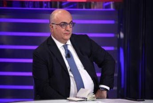 Sechi: "Angelucci mi ha licenziato nel momento in cui sono finito sotto scorta" Sechi: "Angelucci mi ha licenziato nel momento in cui sono finito sotto scorta"