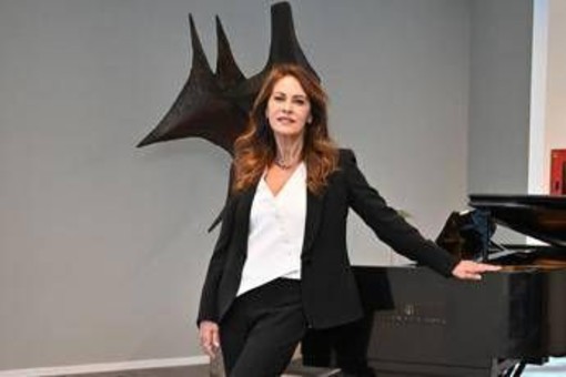 Elena Sofia Ricci: "Prima serata troppo tardi, mancanza di rispetto per il pubblico" Elena Sofia Ricci: "Prima serata troppo tardi, mancanza di rispetto per il pubblico"