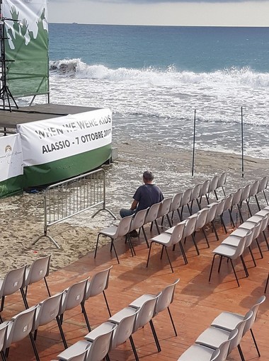 Alassio: la mareggiata minaccia "When We Were Kids"? Alassio: la mareggiata minaccia "When We Were Kids"?