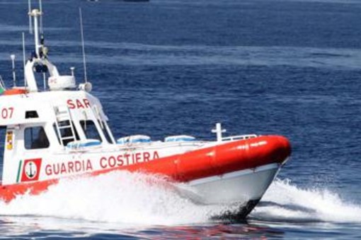 Barletta, fa il bagno in mare di sera e ha un malore in acqua: morto 69enne Barletta, fa il bagno in mare di sera e ha un malore in acqua: morto 69enne