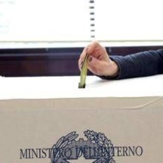 Referendum giustizia, sondaggio Youtrend: è testa a testa tra sì e no Referendum giustizia, sondaggio Youtrend: è testa a testa tra sì e no