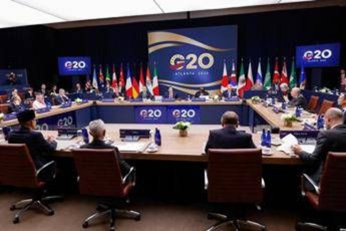G20, Rubio accoglie i ministri degli Esteri ad Atlanta: "Momento cruciale". Diplomatici europei rifiutano foto con Lavrov, scatto annullato