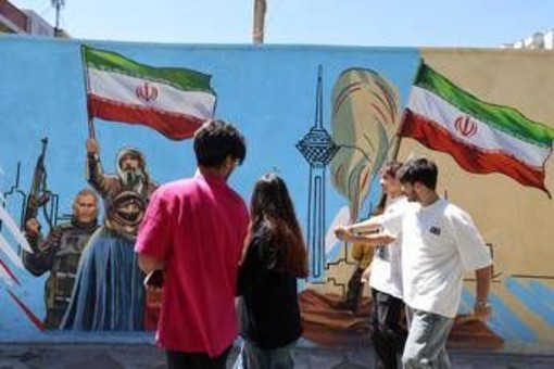 Dalla Cina agli Usa, ecco dove sono bloccati i '100 miliardi di dollari' dell'Iran