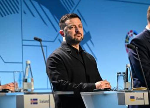 Zelensky allarma l'Europa: "20 milioni di profughi se l'Ucraina cade" Zelensky allarma l'Europa: "20 milioni di profughi se l'Ucraina cade"