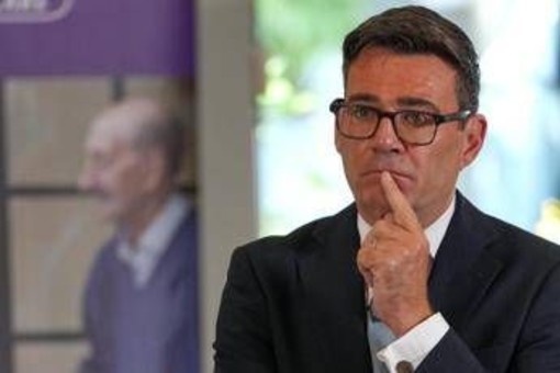 Usa-Gb, Portes (King's College): "Per Burnham incontrare Trump sarà un puro esercizio limitazione danni" Usa-Gb, Portes (King's College): "Per Burnham incontrare Trump sarà un puro esercizio limitazione danni"