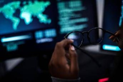 Russia, operazione 'Matryoshka': così la fabbrica di fake news del Cremlino punta sull'Italia