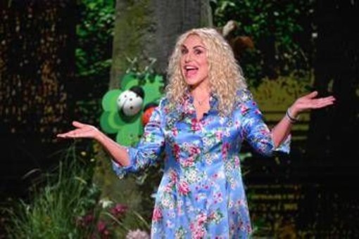 È sempre mezzogiorno, il regalo speciale per Clerici: spunta il video del passato È sempre mezzogiorno, il regalo speciale per Clerici: spunta il video del passato