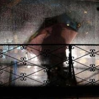 Maltempo, allerta meteo gialla oggi 16 maggio in nove regioni: piogge, temporali e raffiche di vento Maltempo, allerta meteo gialla oggi 16 maggio in nove regioni: piogge, temporali e raffiche di vento