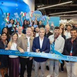 Primark, inaugurato a Pompei 500° negozio: investiti 8 mln di euro e creati 150 nuovi posti di lavoro Primark, inaugurato a Pompei 500° negozio: investiti 8 mln di euro e creati 150 nuovi posti di lavoro