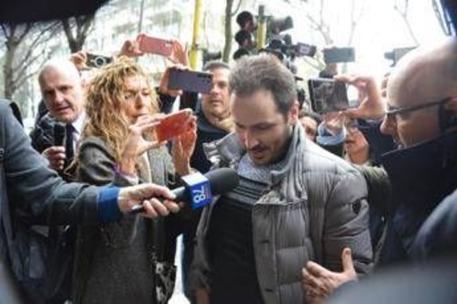 Garlasco, numero di scarpa compatibile con quella del killer e impronta 33: Sempio verso il rinvio a giudizio Garlasco, numero di scarpa compatibile con quella del killer e impronta 33: Sempio verso il rinvio a giudizio