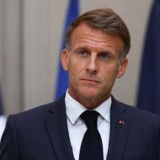 Francia si prepara ad attacchi dalla Russia, Macron: "Chiesto piano contro droni" Francia si prepara ad attacchi dalla Russia, Macron: "Chiesto piano contro droni"