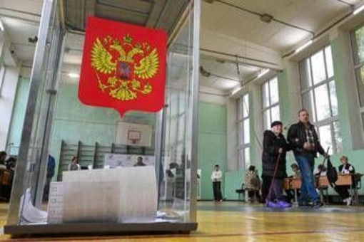 Elezioni in Russia, Mosca denuncia: "Potenti cyberattacchi contro il sistema di voto elettronico"