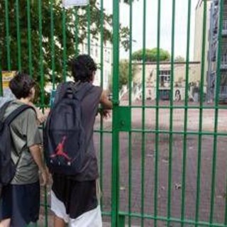 Aggressioni a scuola, non solo la prof accoltellata a Roma: docenti nel mirino, molti casi analoghi in questi anni Aggressioni a scuola, non solo la prof accoltellata a Roma: docenti nel mirino, molti casi analoghi in questi anni