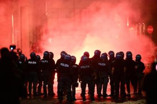 Caso Fakir, Tajani attacca su scontri Bologna: "Inconcepibili violenze", Schlein e Conte difendono Lepore Caso Fakir, Tajani attacca su scontri Bologna: "Inconcepibili violenze", Schlein e Conte difendono Lepore