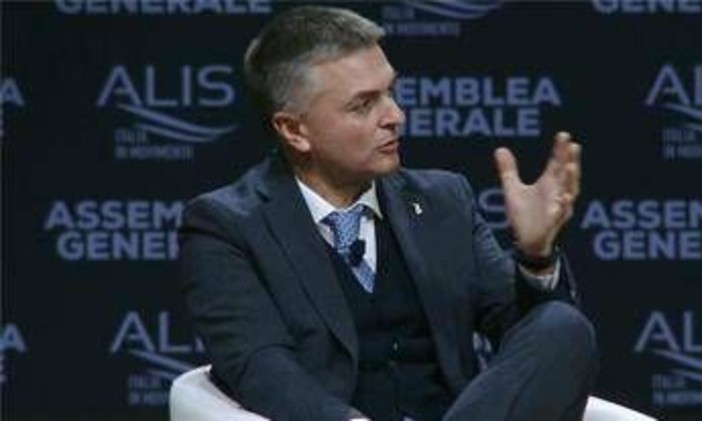 Logistica, Rixi: "Italia deve cogliere opportunità di nuovi mercati" Logistica, Rixi: "Italia deve cogliere opportunità di nuovi mercati"