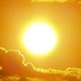 Caldo non cede nel weekend, sabato tornano i bollini arancioni: le città più roventi Caldo non cede nel weekend, sabato tornano i bollini arancioni: le città più roventi