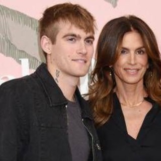 Morto il figlio di Cindy Crawford, Presley Gerber aveva 27 anni