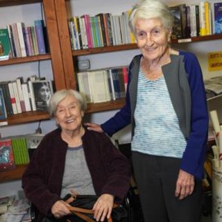 Addio a Luisa Muraro, filosofa tra le voci più importanti del femminismo italiano e fondatrice della 'Libreria delle donne di Milano' Addio a Luisa Muraro, filosofa tra le voci più importanti del femminismo italiano e fondatrice della 'Libreria delle donne di Milano'