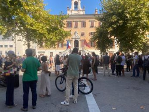 L’Italia trema con i terremoti di oggi a Pisa e Cosenza: c'entra il caldo? La risposta dell'Ingv L’Italia trema con i terremoti di oggi a Pisa e Cosenza: c'entra il caldo? La risposta dell'Ingv