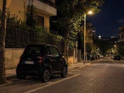 Banda delle minicar a Roma, è caccia agli aggressori: al vaglio filmati telecamere