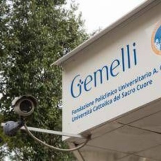 Rieti, morta bimba di 11 mesi: ipotesi schiacciata nel sonno dal padre Rieti, morta bimba di 11 mesi: ipotesi schiacciata nel sonno dal padre