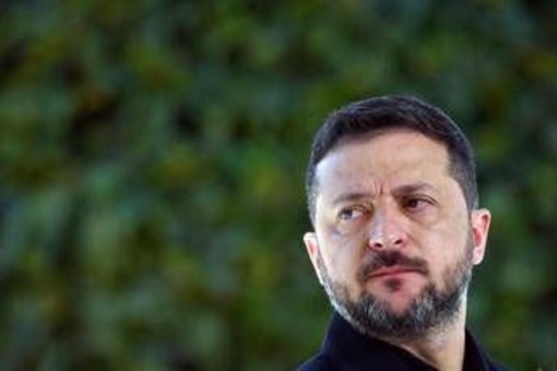 L'aereo di Zelensky "ha rischiato di essere colpito da un drone in volo per Oslo" L'aereo di Zelensky "ha rischiato di essere colpito da un drone in volo per Oslo"