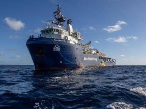 Migranti, Tribunale Catania revoca fermo Sea Watch 5