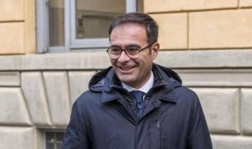 Lega, Sasso lascia: "Vado con Vannacci, lo seguo in Futuro Nazionale" Lega, Sasso lascia: "Vado con Vannacci, lo seguo in Futuro Nazionale"