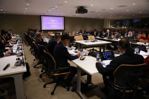 La Cina chiede una suddivisione equa dei dividendi digitali generati dall’IA La Cina chiede una suddivisione equa dei dividendi digitali generati dall’IA