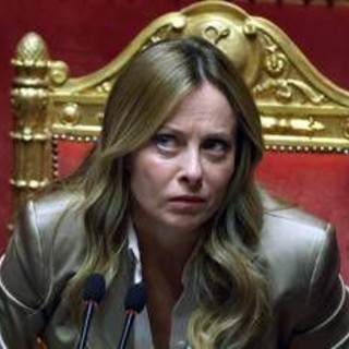 Meloni al Pd: "Non sono arrivata dove sono con carezze e moine, da sinistra misoginia" Meloni al Pd: "Non sono arrivata dove sono con carezze e moine, da sinistra misoginia"
