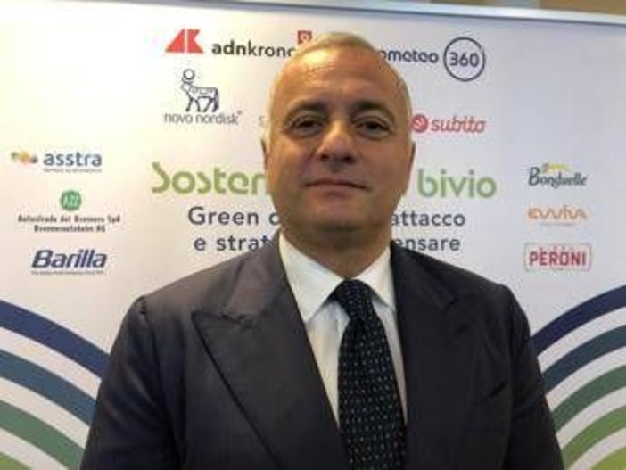 Auto, Calcara (Hyundai Italia): "Net zero al 2045 e al lavoro per prezzi più accessibili"