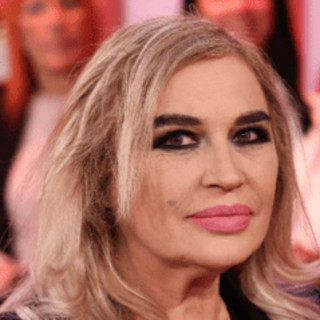 Tragedia Crans-Montana, Lory Del Santo: "Morte figli non si supera mai, si sopravvive"