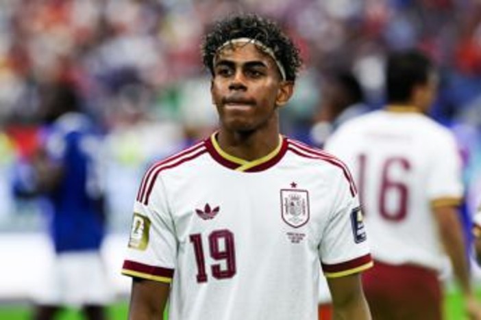 Spagna, allarme Yamal per la finale? Lamine si allena a parte per Argentina Spagna, allarme Yamal per la finale? Lamine si allena a parte per Argentina