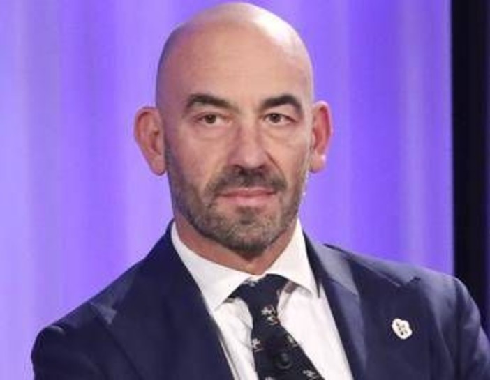 Kennedy Jr e la cocaina sniffata dal bordo del water, Bassetti: "Affermazioni che fanno inorridire"