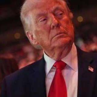 Trump bocciato dal sondaggio, 63% americani boccia il presidente per Iran e economia