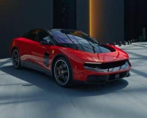A Roma debutto mondiale della Ferrari Luce, la prima full electric del Cavallino A Roma debutto mondiale della Ferrari Luce, la prima full electric del Cavallino