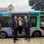 Malattie rare: bus e billboard con i colori della campagna Uniamoleforze