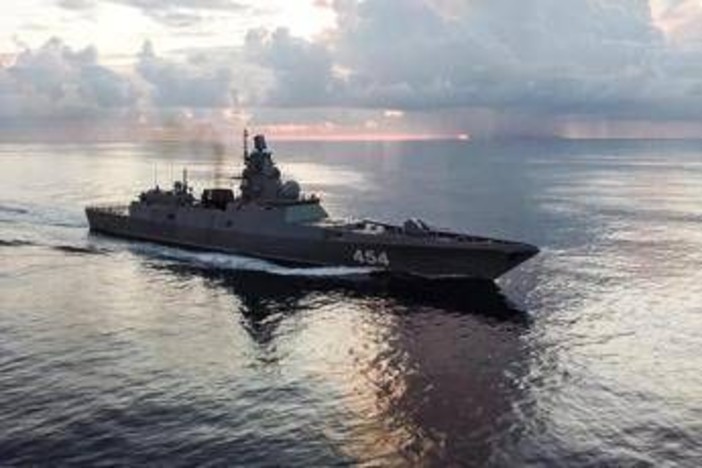 Russia, la flotta fantasma e il 'caso' Isole Cook: così Mosca e Teheran eludono le sanzioni Russia, la flotta fantasma e il 'caso' Isole Cook: così Mosca e Teheran eludono le sanzioni