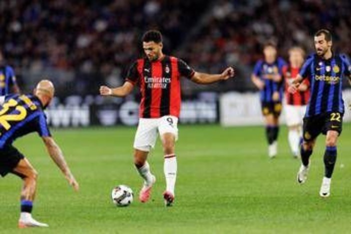 Anticipi e posticipi Serie A, Como-Roma l'11/10 alle 12,30 e derby Milano il 31/10 alle 20.45 Anticipi e posticipi Serie A, Como-Roma l'11/10 alle 12,30 e derby Milano il 31/10 alle 20.45