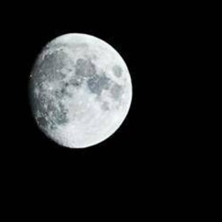 Superluna fredda in arrivo, pronti allo spettacolo: ecco a che ora è meglio osservarla Superluna fredda in arrivo, pronti allo spettacolo: ecco a che ora è meglio osservarla
