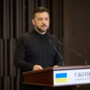 Zelensky “Attacco dei russi con più di 400 droni e circa 40 missili”