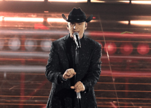 Sanremo 2026, J-Ax chi è: in gara con il brano 'Italia starter pack'