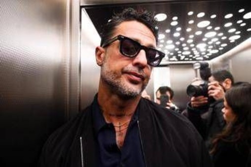 Rimossi i profili social di Fabrizio Corona e Falsissimo Rimossi i profili social di Fabrizio Corona e Falsissimo