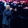 Eros Ramazzotti stop al tour, operato alle corde vocali: "Dovremo aspettare il 2027" Eros Ramazzotti stop al tour, operato alle corde vocali: "Dovremo aspettare il 2027"
