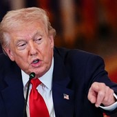 Iran, Trump “Il cessate il fuoco è un malato terminale in terapia intensiva” Iran, Trump “Il cessate il fuoco è un malato terminale in terapia intensiva”