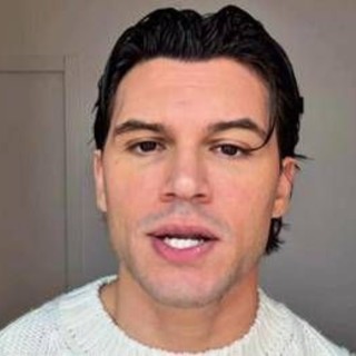 Caso Signorini, parla Medugno: "Mai andato a letto con lui, ero manipolato dal mio manager" Caso Signorini, parla Medugno: "Mai andato a letto con lui, ero manipolato dal mio manager"