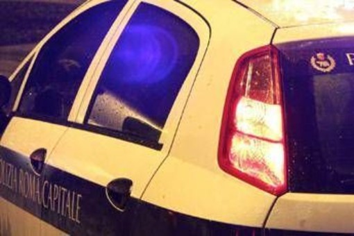 Ostia, autocarro danneggia ponte sulla via del Mare: traffico in tilt a Roma Sud Ostia, autocarro danneggia ponte sulla via del Mare: traffico in tilt a Roma Sud
