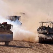 Rafah, Israele ammassa i tank al confine: ultime trattative per una tregua